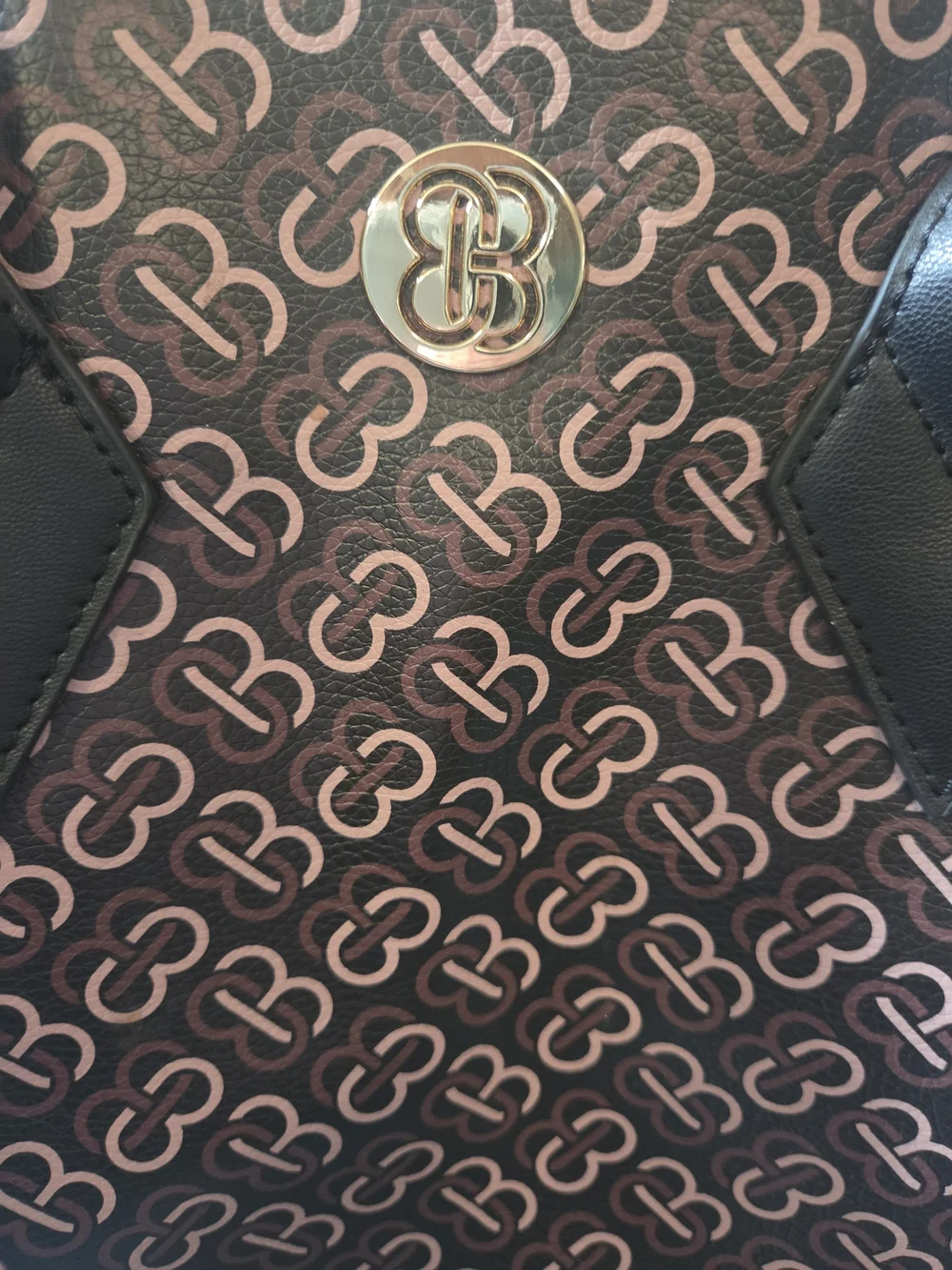 N/A elegant brown